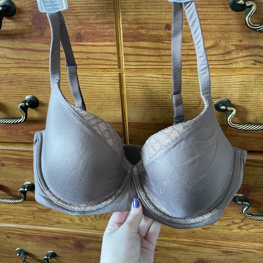 36DD Victoria’s Secret Bra